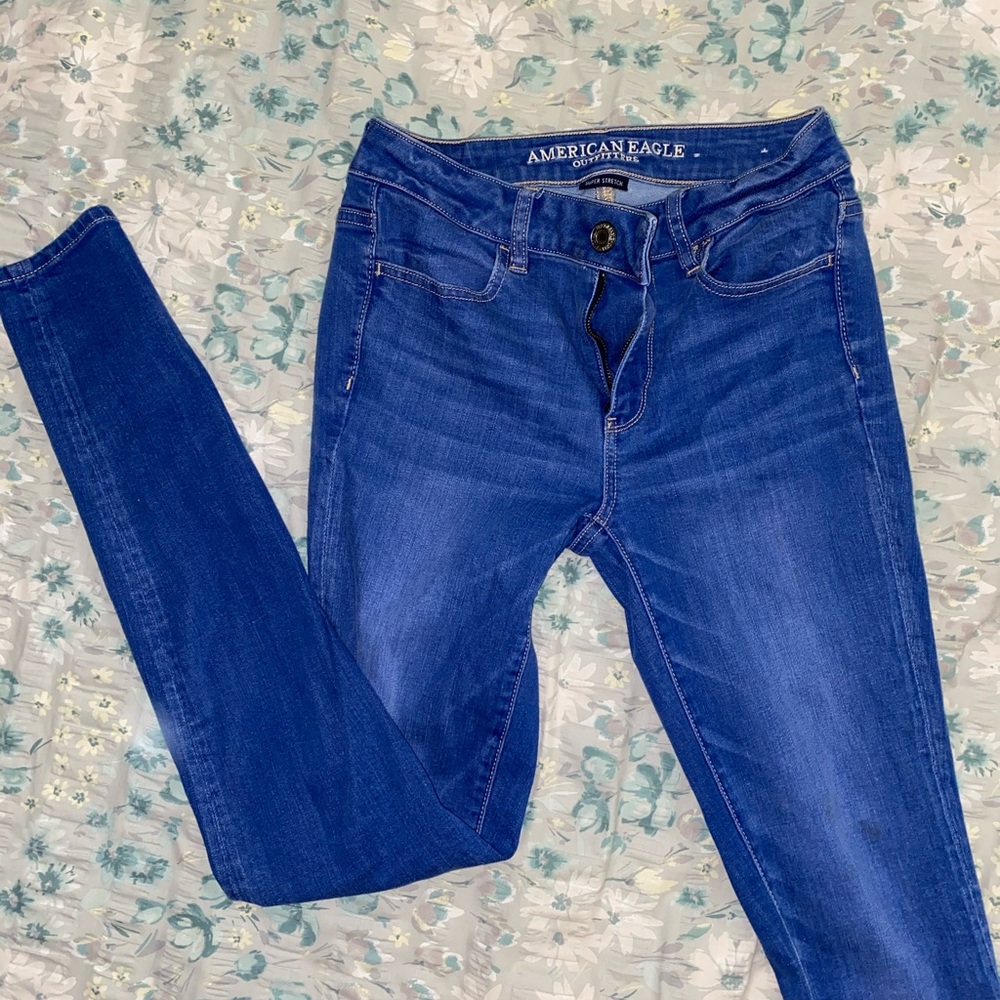 AE blue skinny jeans